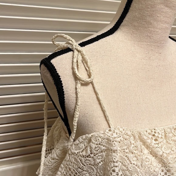 120. June & Hudson Lace Dress in Cream, Size Small - Picture 9 of 17